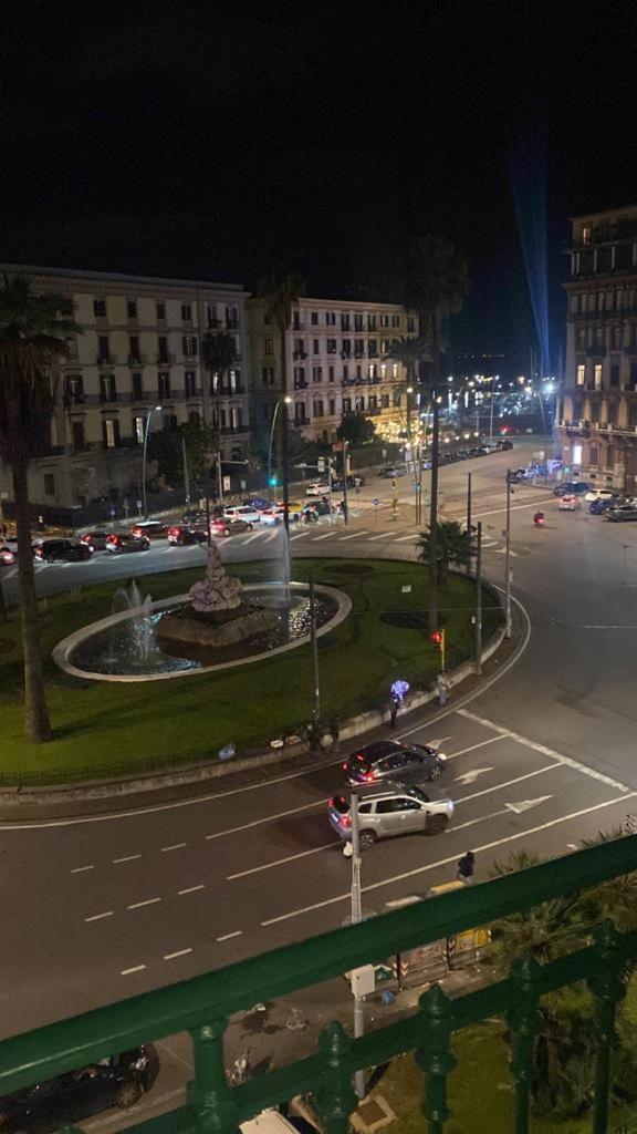 B&B Lungomare Sannazzaro Napoli Bagian luar foto
