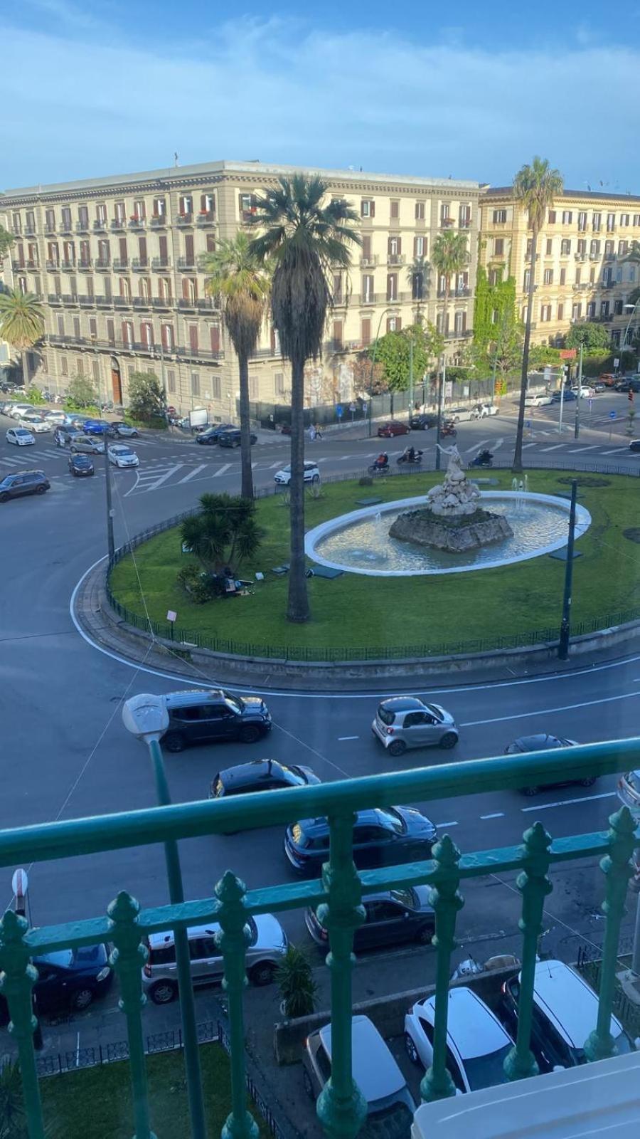 B&B Lungomare Sannazzaro Napoli Bagian luar foto