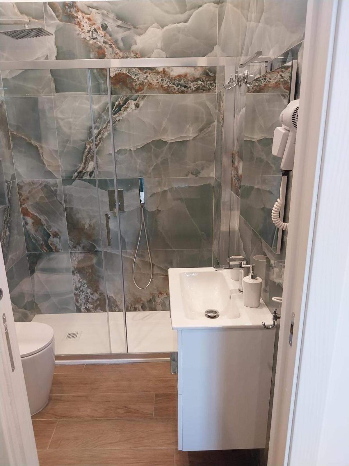 B&B Lungomare Sannazzaro Napoli Bagian luar foto